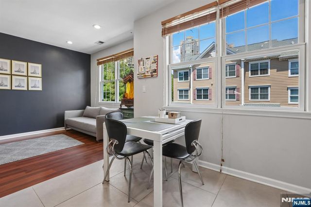 282 Roslyn Court 282X, West New York, NJ 07093