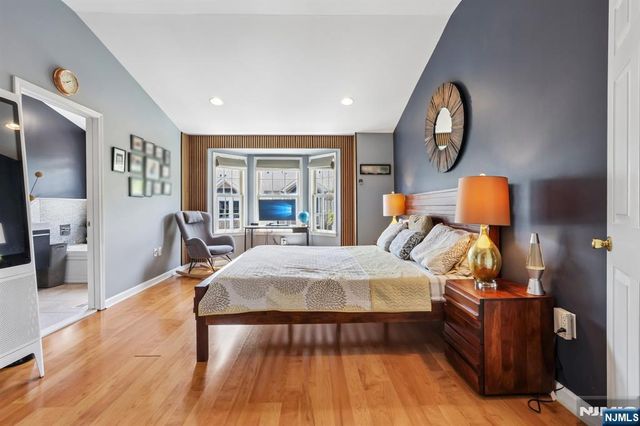 282 Roslyn Court 282X, West New York, NJ 07093