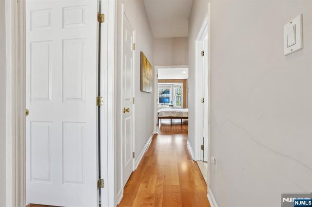 282 Roslyn Court 282X, West New York, NJ 07093
