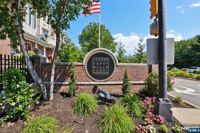 282 Roslyn Court 282X, West New York, NJ 07093