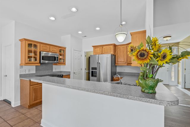 300 Russell Dr., Pawleys Island, SC 29585