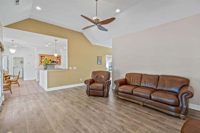 300 Russell Dr., Pawleys Island, SC 29585