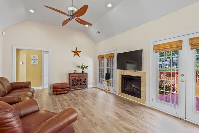 300 Russell Dr., Pawleys Island, SC 29585