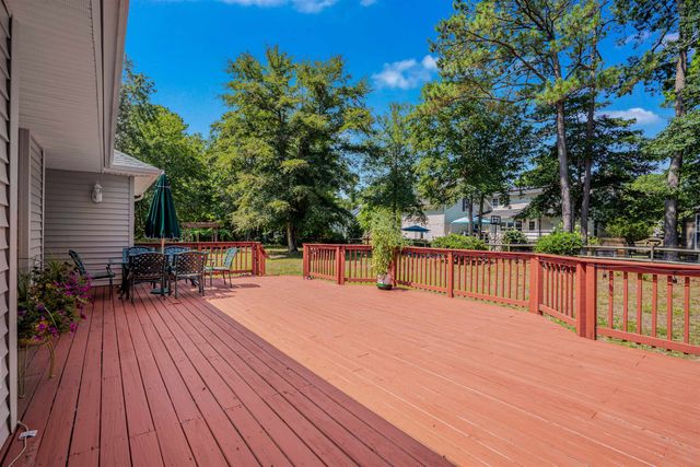 300 Russell Dr., Pawleys Island, SC 29585