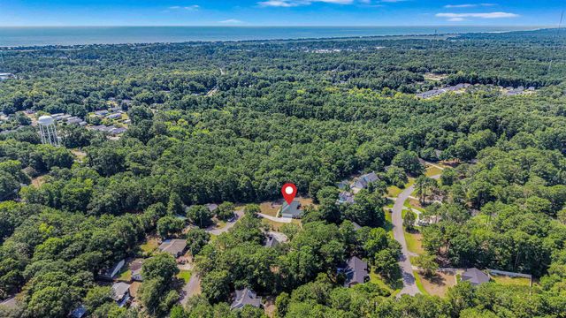 300 Russell Dr., Pawleys Island, SC 29585
