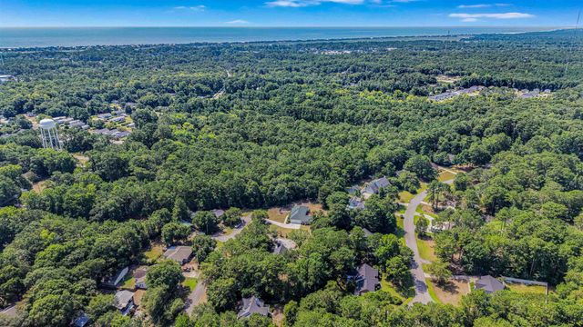 300 Russell Dr., Pawleys Island, SC 29585