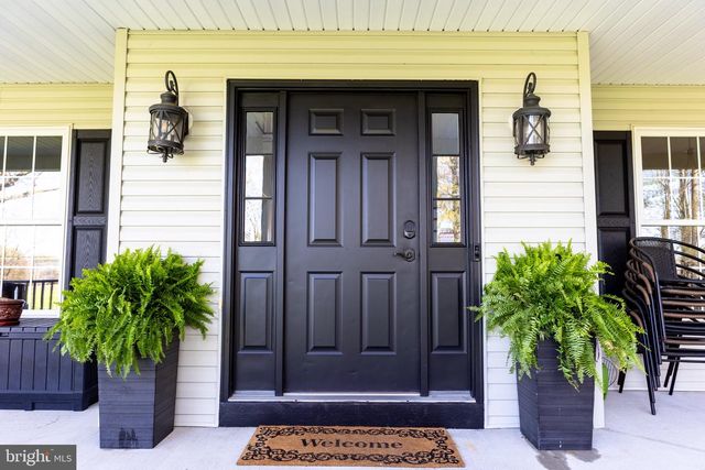 178 WARNER RD, Columbus, NJ 08022
