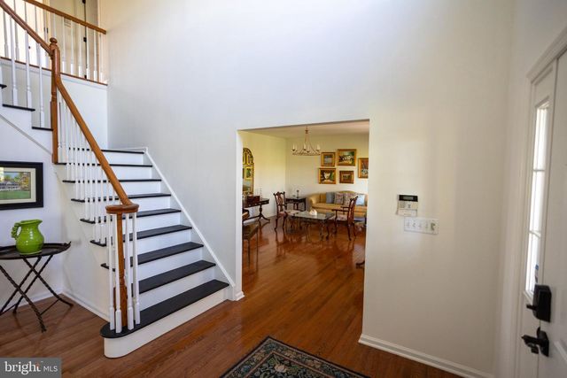 178 WARNER RD, Columbus, NJ 08022
