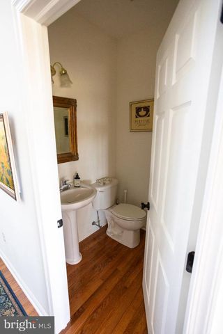 178 WARNER RD, Columbus, NJ 08022