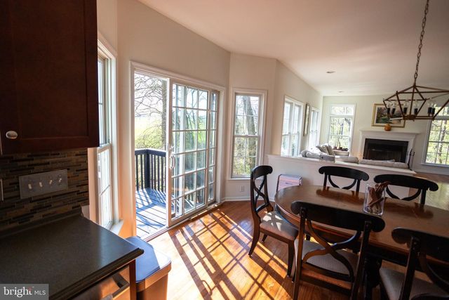 178 WARNER RD, Columbus, NJ 08022