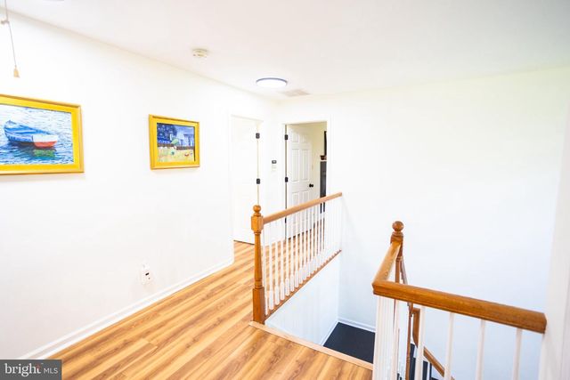 178 WARNER RD, Columbus, NJ 08022
