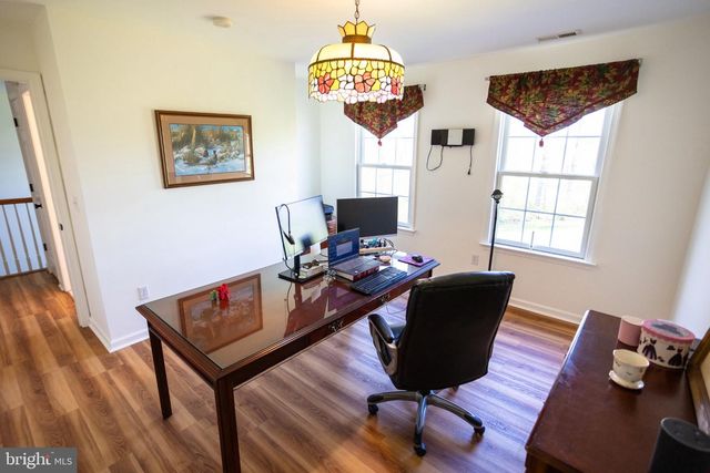 178 WARNER RD, Columbus, NJ 08022