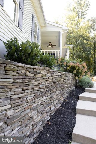 178 WARNER RD, Columbus, NJ 08022