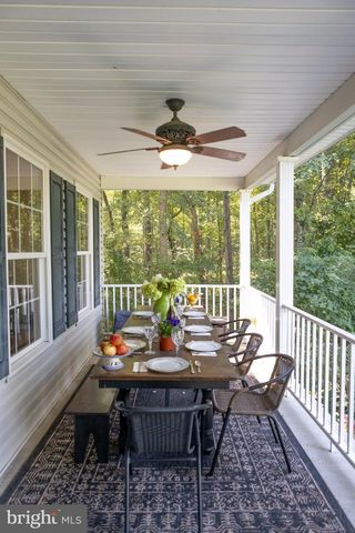178 WARNER RD, Columbus, NJ 08022