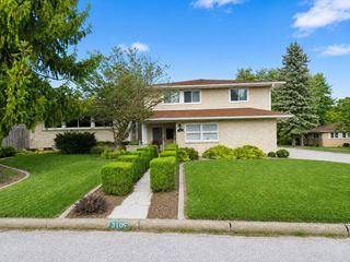 3105 11TH Avenue, Moline, IL 61265