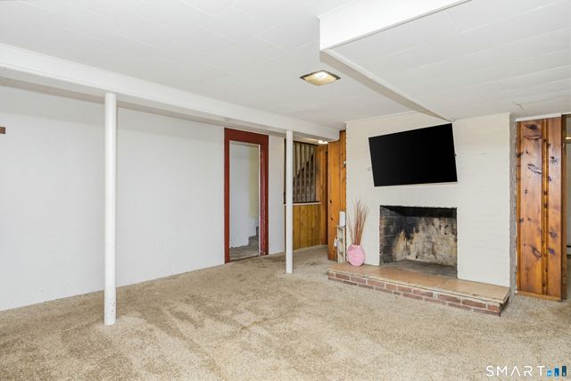 55 Blodgett Roy Drive, New Britain, CT 06053