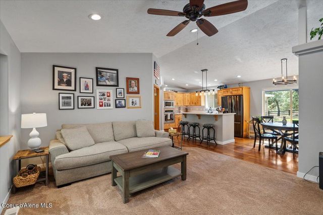 6910 N HARVARD RD, Newman Lake, WA 99025