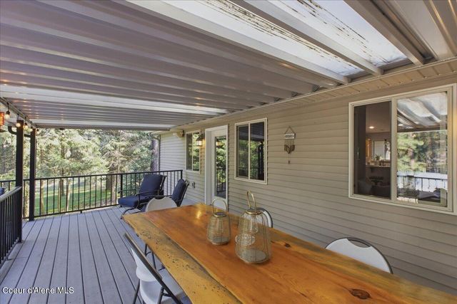 6910 N HARVARD RD, Newman Lake, WA 99025