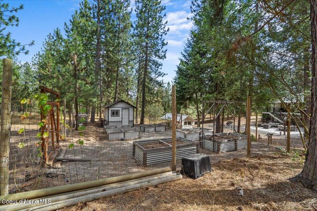 6910 N HARVARD RD, Newman Lake, WA 99025