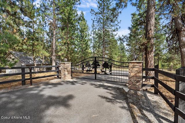 6910 N HARVARD RD, Newman Lake, WA 99025
