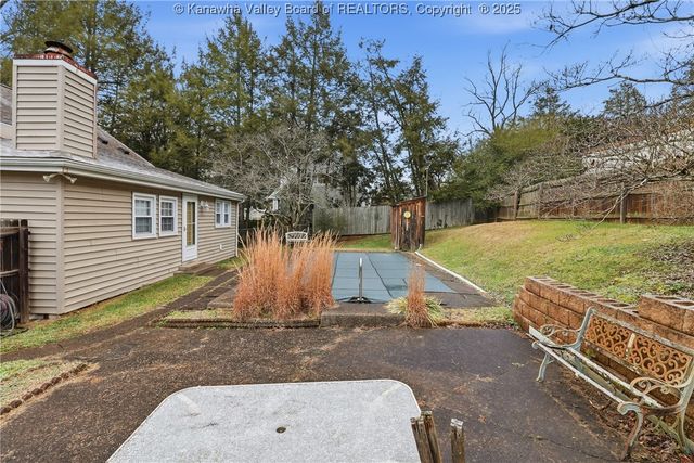 3834 Indian Creek Road, Elkview, WV 25071