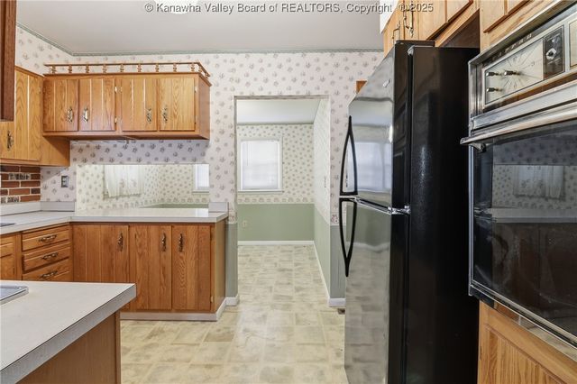 3834 Indian Creek Road, Elkview, WV 25071