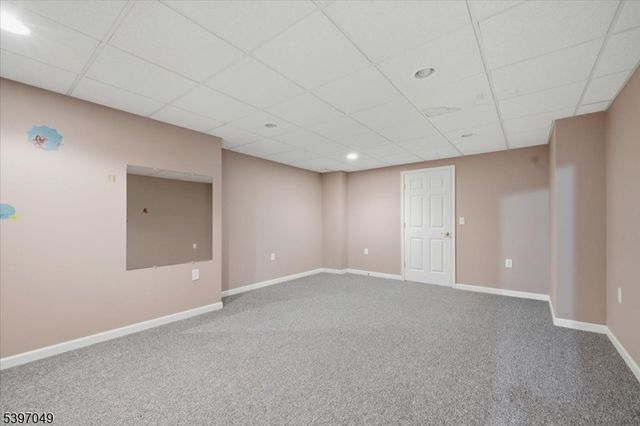 13 Old Schoolhouse Rd, Bethlehem Twp., NJ 08802