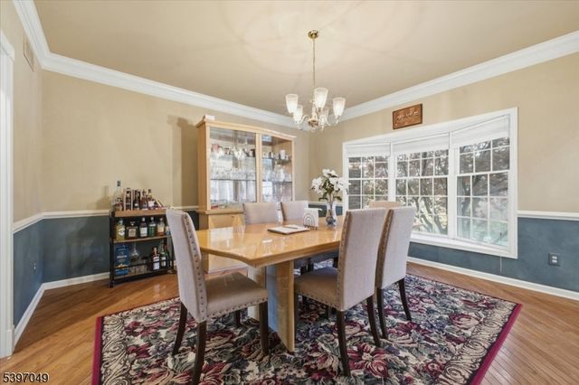 13 Old Schoolhouse Rd, Bethlehem Twp., NJ 08802