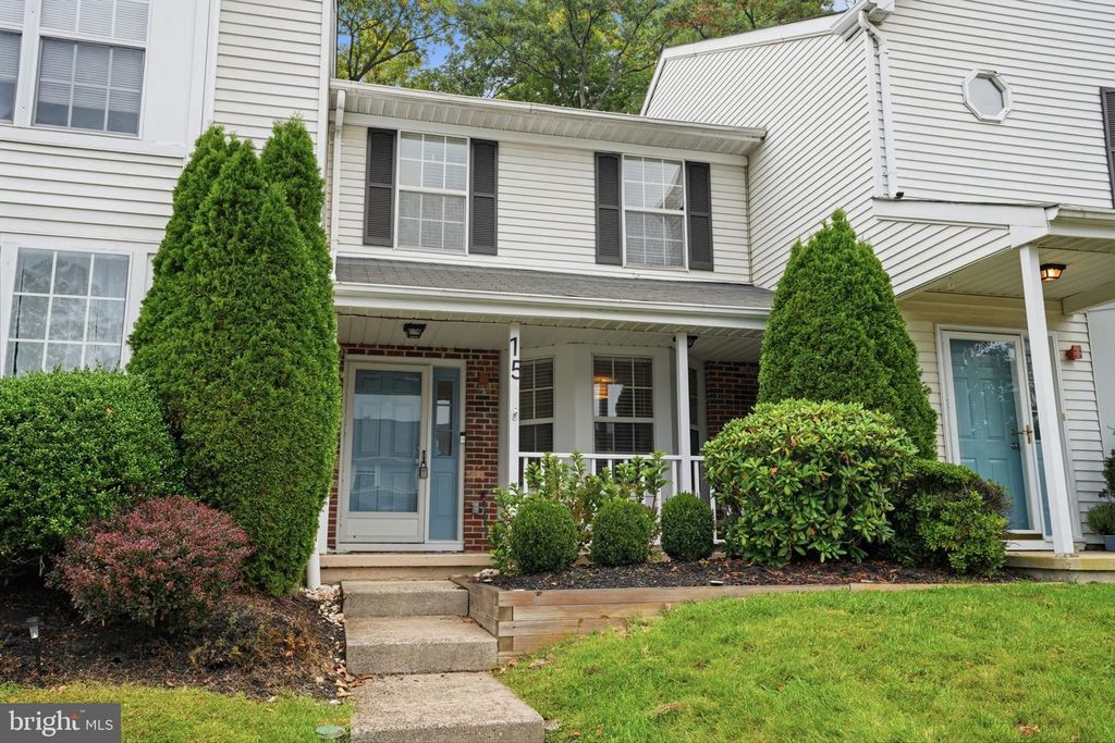 15 FAIR OAKS CT, NEWTOWN, PA 18940 — exterior