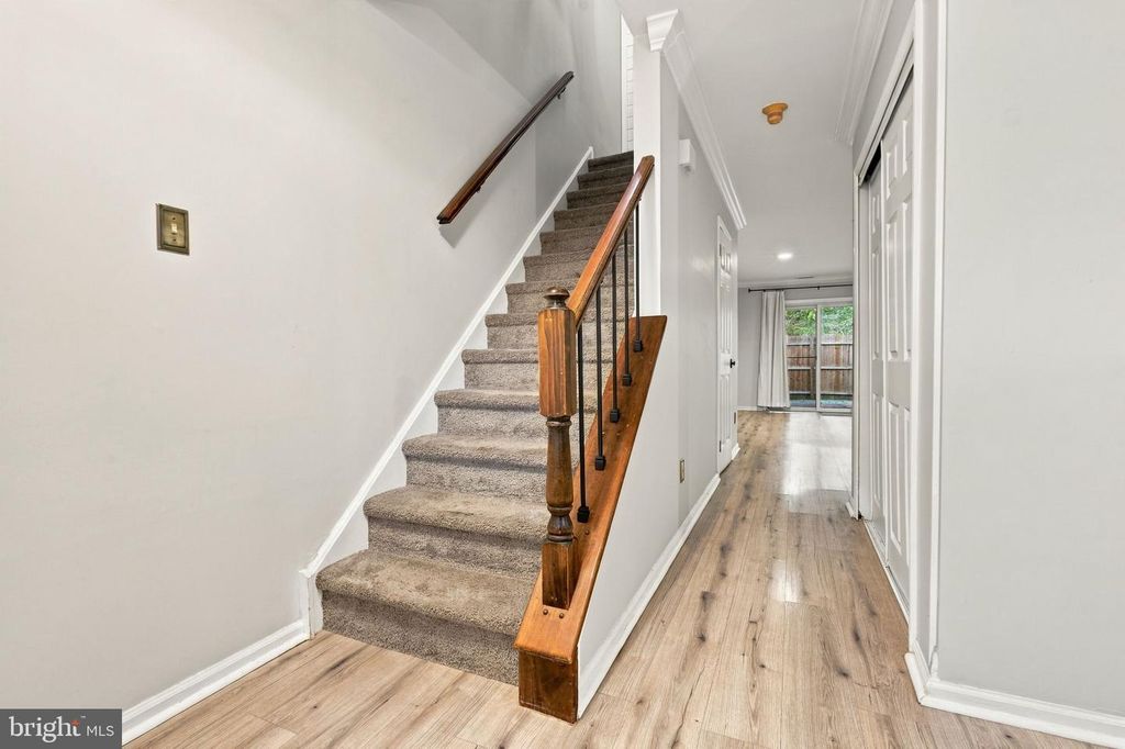 15 FAIR OAKS CT, NEWTOWN, PA 18940 — photo 4