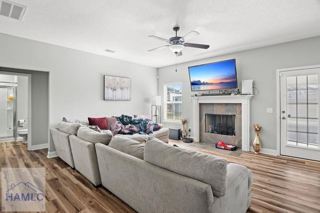 543 Thorp Circle, Hinesville, GA 31313