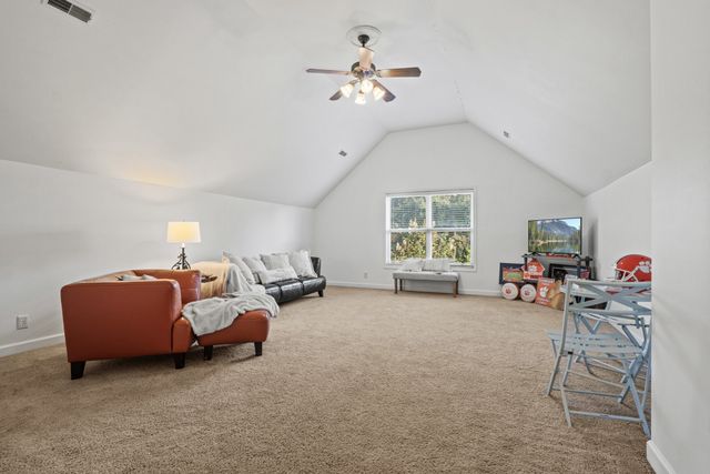 1007 Island Brook Dr, Hendersonville, TN 37075