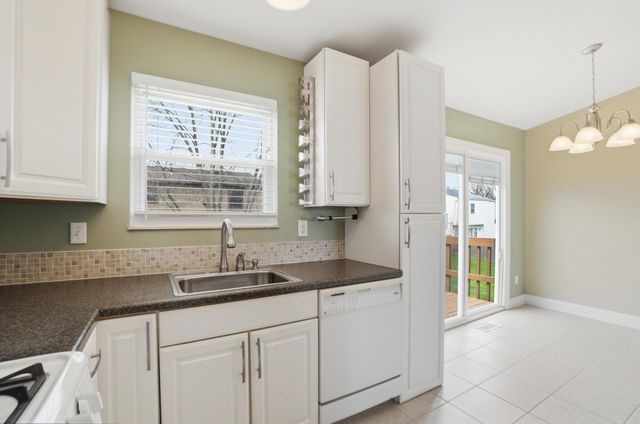 7713 Kelvinway Drive, 67, Columbus, OH 43085