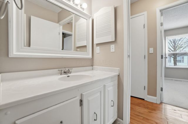 7713 Kelvinway Drive, 67, Columbus, OH 43085