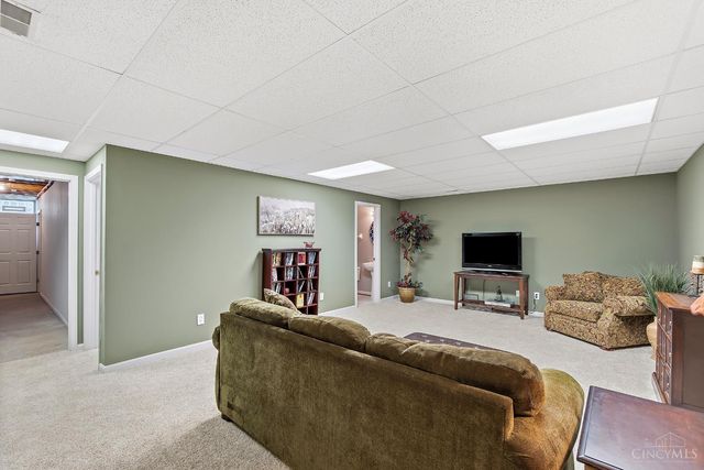 4450 Pond Meadows Court, Mason, OH 45040