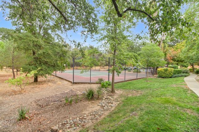 6224 Oak Valley Ln, Citrus Heights, CA 95621