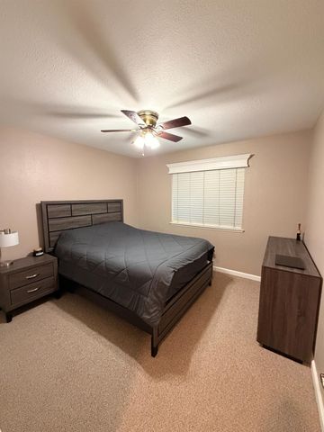 6224 Oak Valley Ln, Citrus Heights, CA 95621