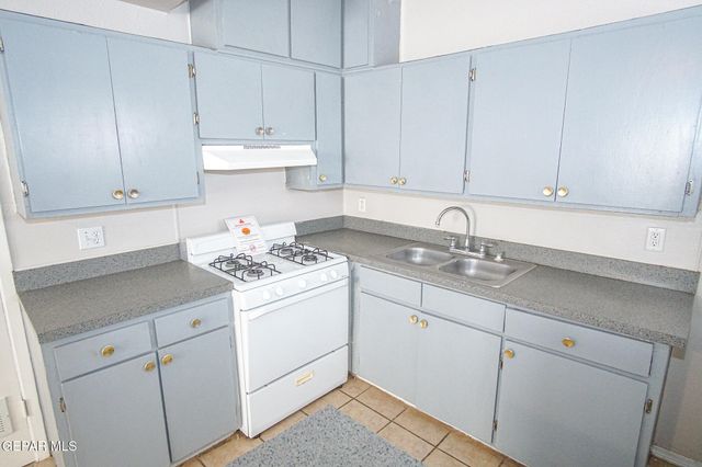 3403 Pershing Drive 5, El Paso, TX 79903