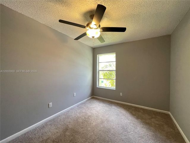 20511 NW 15th Ave 4, Miami Gardens, FL 33169