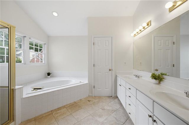 3668 Dunlin Shore Court, Peachtree Corners, GA 30092