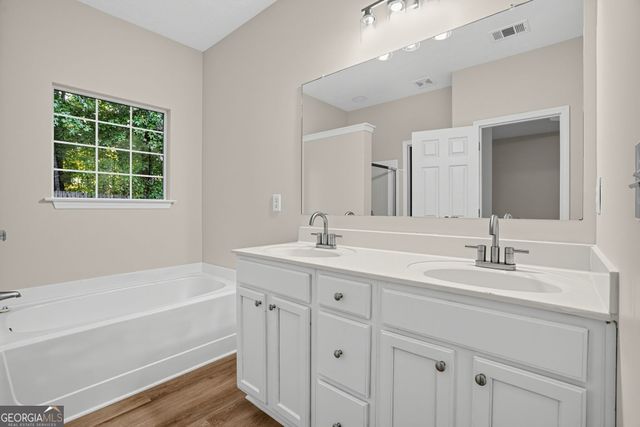 433 Concord Circle, Mcdonough, GA 30253