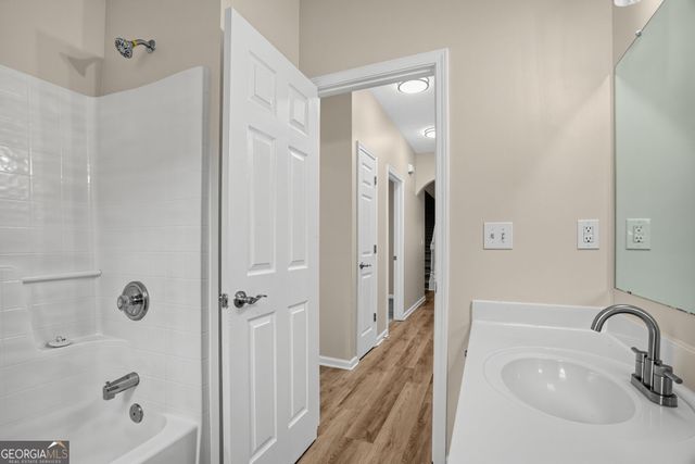 433 Concord Circle, Mcdonough, GA 30253