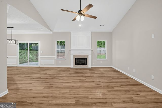433 Concord Circle, Mcdonough, GA 30253