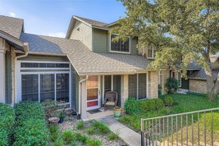1015 E Yager LN 213, Austin, TX 78753