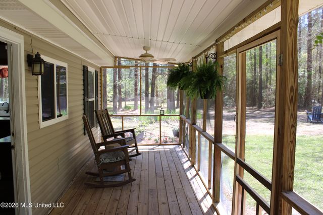 121 American Sand &Gravel, Poplarville, MS 39470