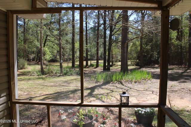 121 American Sand &Gravel, Poplarville, MS 39470