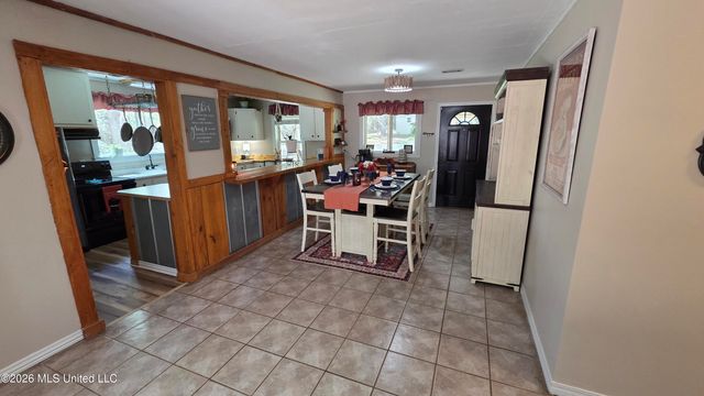 121 American Sand &Gravel, Poplarville, MS 39470