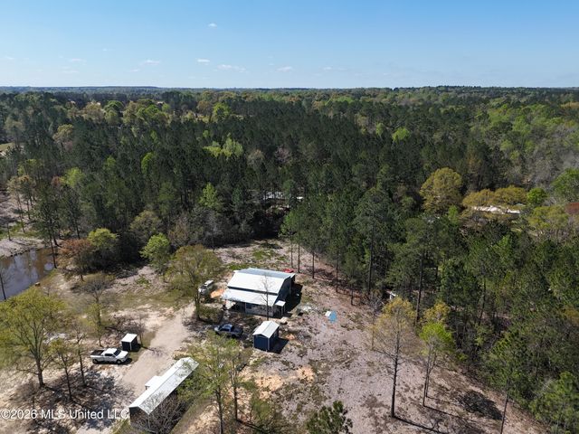 121 American Sand &Gravel, Poplarville, MS 39470