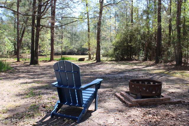 121 American Sand &Gravel, Poplarville, MS 39470