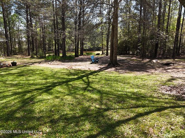 121 American Sand &Gravel, Poplarville, MS 39470